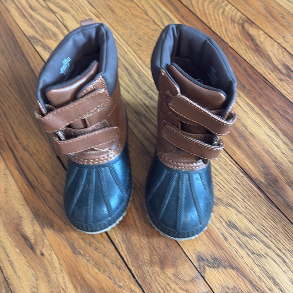 Gap toddler winter boots EUC 7T/8T